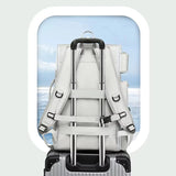 The Sector: The 54cm Vertical Locker You Wear. — mídia 15