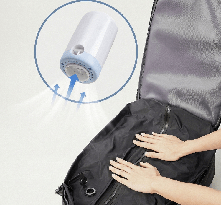 The Void Vacuum Compression Travel Backpack (22L)